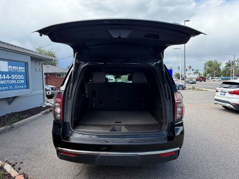 Used 2024 Chevrolet Suburban LT AWD/4WD image 7