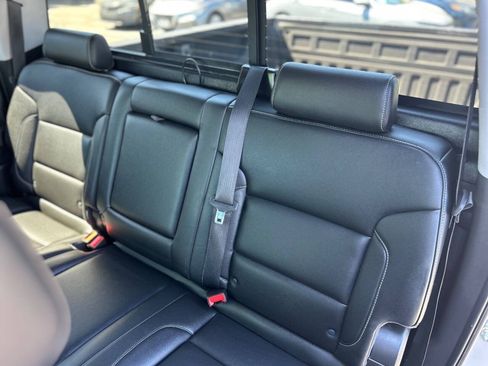 Used 2018 GMC Sierra 1500 SLT AWD/4WD image 19