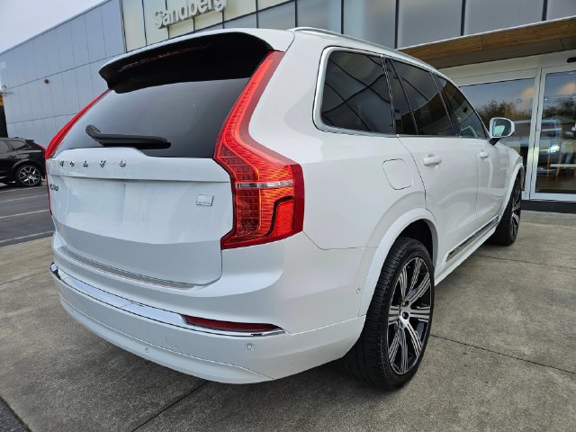 Used 2024 Volvo XC90 T8 Plus w/ Protection Package Premier AWD/4WD image 5