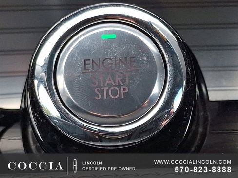 Certified 2022 Lincoln Corsair AWD w/ Equipment Group 101A image 23