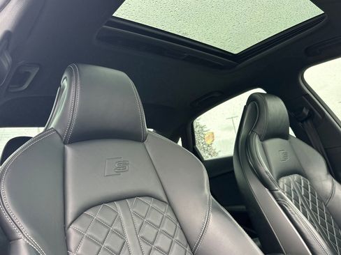 Used 2022 Audi S4 Prestige AWD/4WD image 16