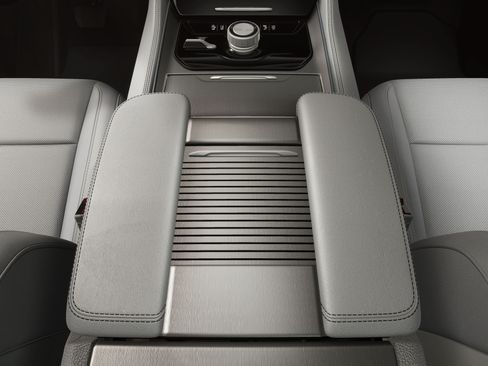 New 2026 Jeep Grand Wagoneer 4WD w/ Premium Group I image 16
