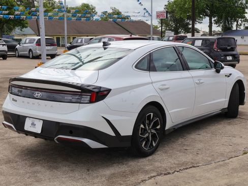 Used 2025 Hyundai Sonata SEL FWD image 20