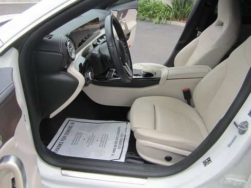 Used 2020 Mercedes-Benz CLA 250 image 26