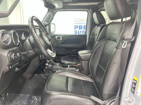 Used 2023 Jeep Wrangler Unlimited Sahara w/ Cold Weather Group AWD/4WD image 11
