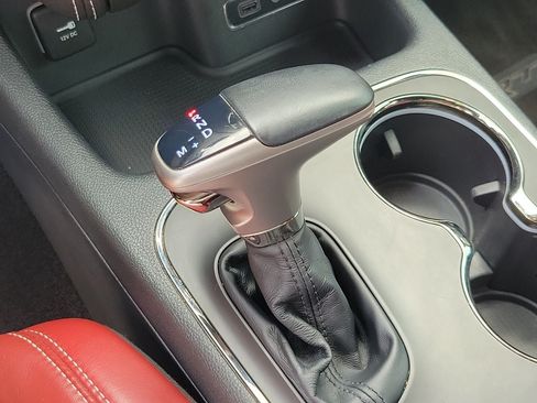 Used 2018 Dodge Durango SRT w/ SRT Interior Appearance Group AWD/4WD image 27