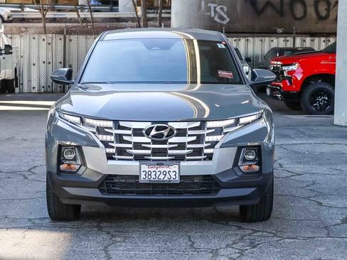 Used 2023 Hyundai Santa Cruz SEL image 2