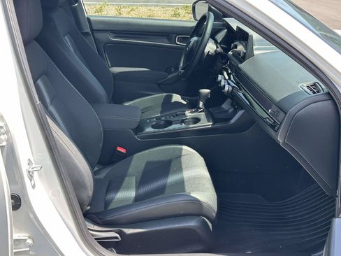 Certified 2025 Honda Civic Sport image 6