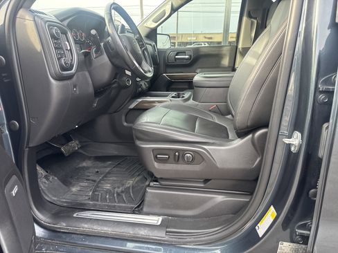 Used 2021 Chevrolet Silverado 1500 LT Trail Boss w/ Convenience Package II image 12