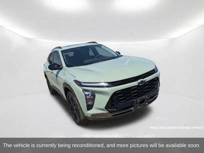 Used 2025 Chevrolet Trax ACTIV w/ Sunroof Package