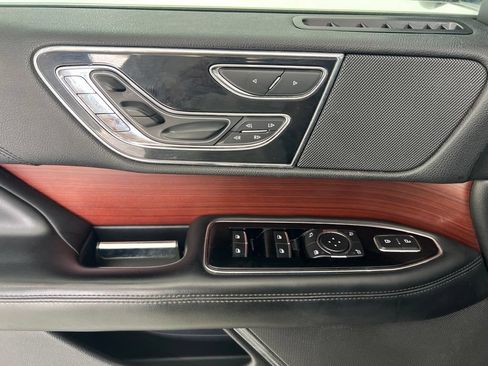 Used 2021 Lincoln Navigator L Reserve RWD image 22