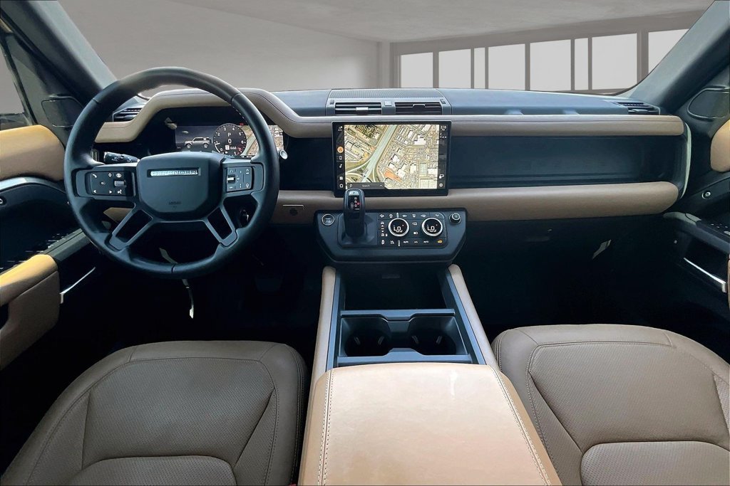 Used 2025 Land Rover Defender 110 S AWD/4WD image 14