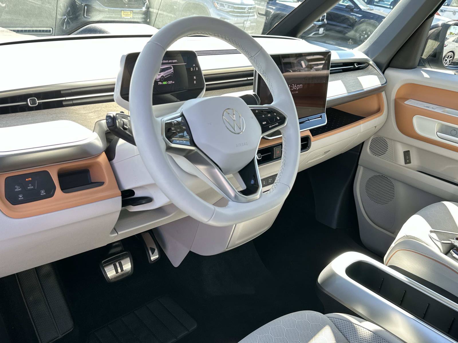 Certified 2025 Volkswagen ID. Buzz 1st Edition RWD image 8