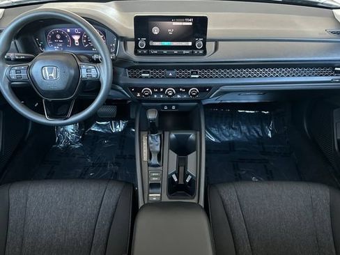 Used 2025 Honda Accord SE image 10