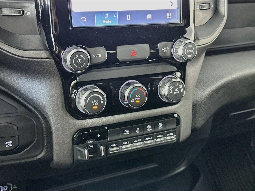 New 2027 RAM 2500 Tradesman AWD/4WD image 15