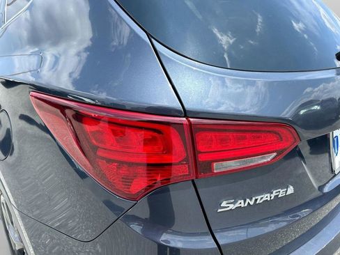 Used 2017 Hyundai Santa Fe Sport FWD image 14
