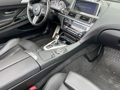 Used 2013 BMW M6 Convertible image 15