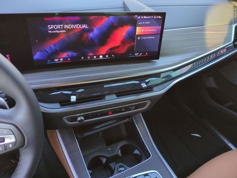 Used 2026 BMW X5 xDrive50e image 30