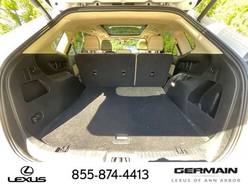 Used 2017 Ford Edge SEL w/ Equipment Group 201A AWD/4WD image 24