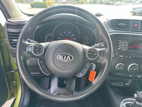 Used 2014 Kia Soul FWD image 21