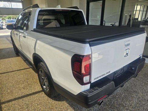 Used 2021 Honda Ridgeline RTL-E image 4