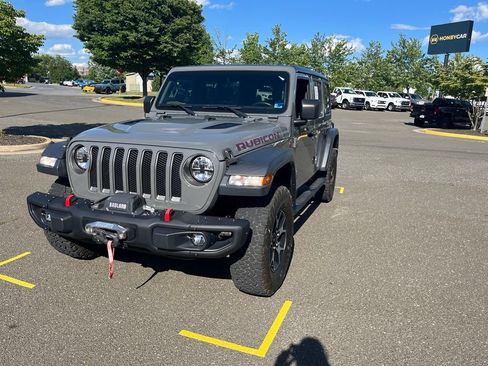 Used 2019 Jeep Wrangler Unlimited Rubicon AWD/4WD image 3