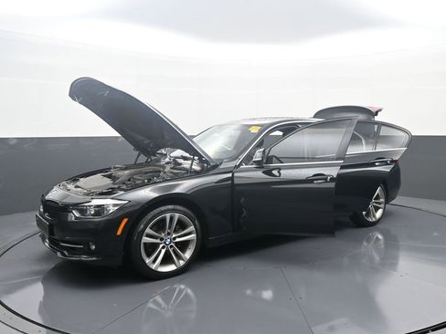 Used 2017 BMW 330i xDrive Sedan image 40