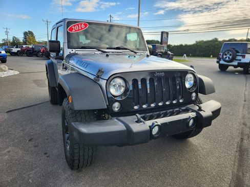 Used 2016 Jeep Wrangler Sport image 20