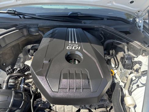 Used 2023 Genesis G70 2.0T w/ Sport Prestige Package RWD image 14