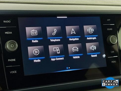 Used 2023 Volkswagen Taos SE image 15