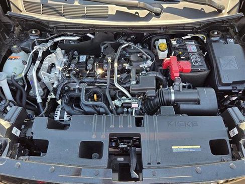 Used 2025 Nissan Kicks SV image 22