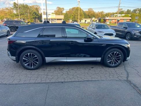 Certified 2024 Acura ZDX A-Spec AWD/4WD image 19