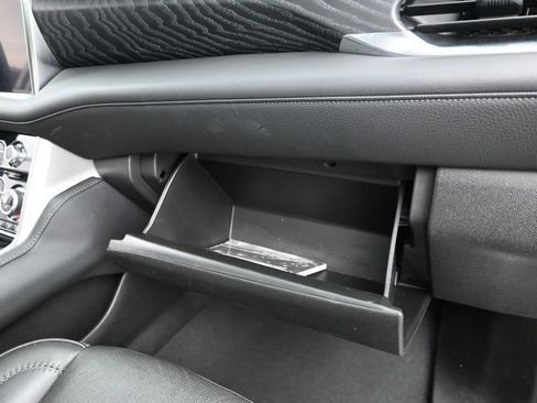 Used 2024 GMC Yukon XL Denali image 43