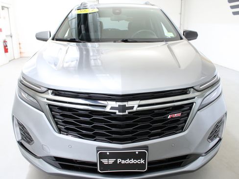 Used 2023 Chevrolet Equinox RS AWD/4WD image 2