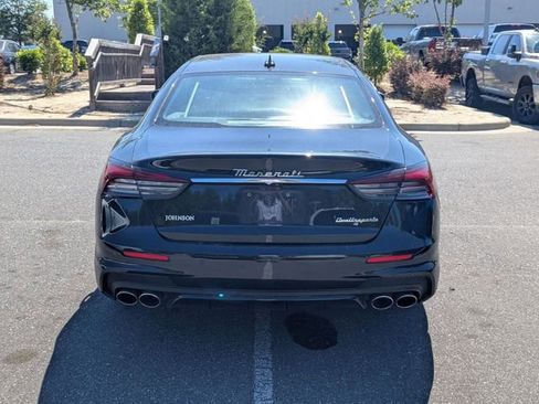 Used 2022 Maserati Quattroporte Modena RWD image 4