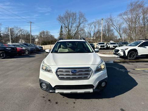 Used 2016 Subaru Outback 2.5i Limited image 16