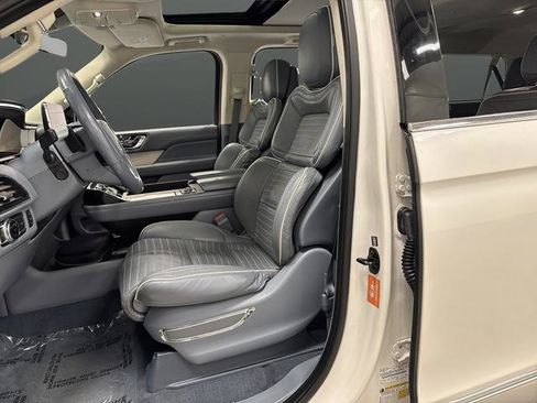 Used 2019 Lincoln Navigator L Black Label image 4
