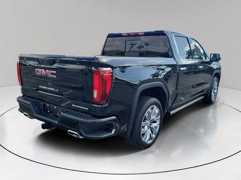 Used 2025 GMC Sierra 1500 Denali w/ Denali Reserve Package AWD/4WD image 6