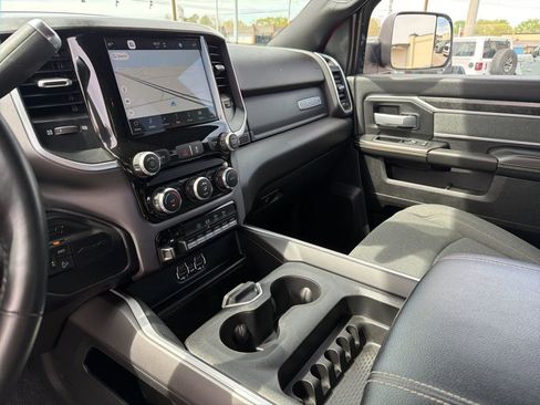 Used 2022 RAM 2500 Big Horn w/ Level A Equipment Group AWD/4WD image 38
