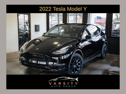 Used 2022 Tesla Model Y Long Range image 1