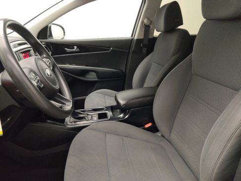 Used 2017 Kia Sorento L image 17