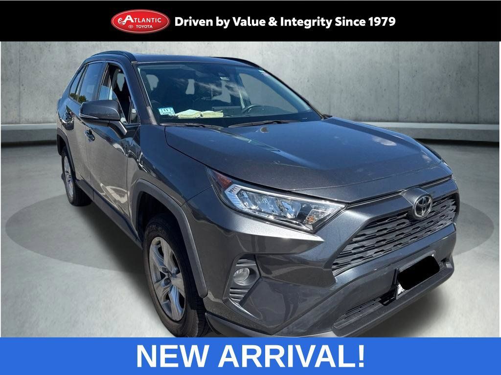 Certified 2021 Toyota RAV4 XLE w/ Convenience Package AWD/4WD image 1