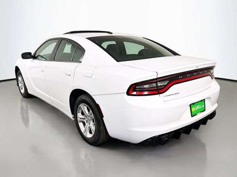 Used 2020 Dodge Charger SXT w/ Leather Interior Group image 7