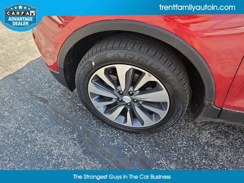 Used 2022 Buick Encore Preferred image 46