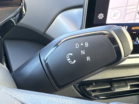 New 2026 Volkswagen ID.4 Pro image 25