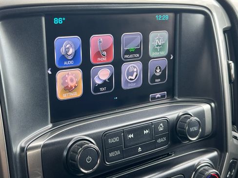 Used 2018 Chevrolet Silverado 1500 LT w/ All Star Edition AWD/4WD image 9