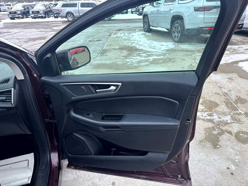 Used 2017 Ford Edge SEL w/ Equipment Group 201A image 16