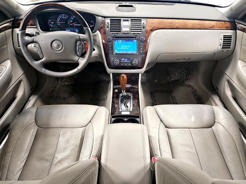 Used 2010 Cadillac DTS Premium image 13