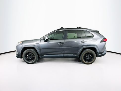 Used 2020 Toyota RAV4 XLE w/ Carpet Mat Package AWD/4WD image 4