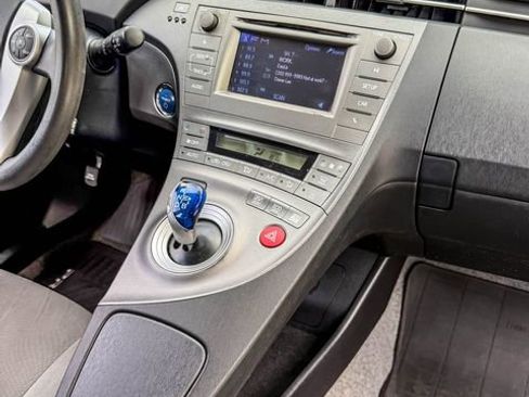 Used 2012 Toyota Prius Four image 31